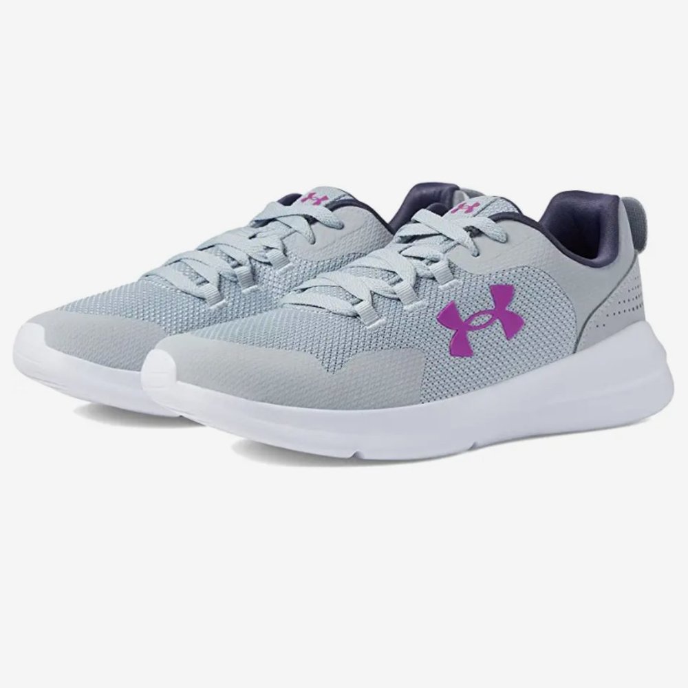 Under Armour Essential Sneakers in Gray